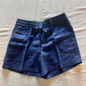 Tommy Bahama Navy Blue linen shorts size Medium